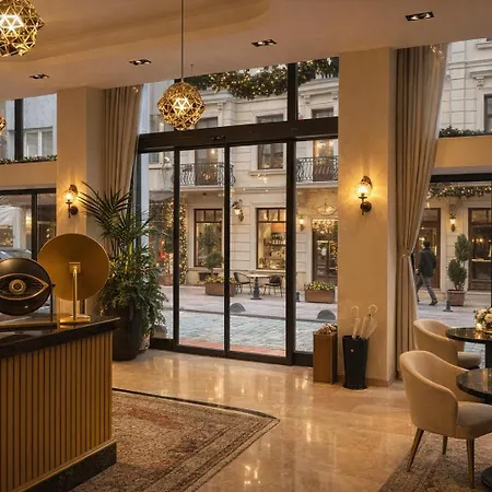 Mandala Karakoey فندق