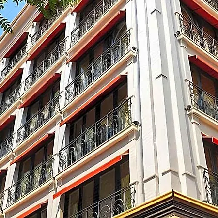 Mandala Karakoey Hotel 3*