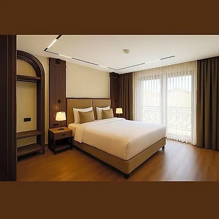 Mandala Karakoey Hotel 3*