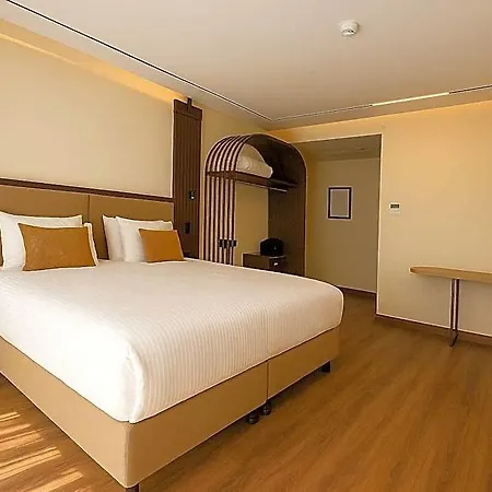 Mandala Karakoey 3*