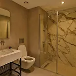 Mandala Karakoey Hotel